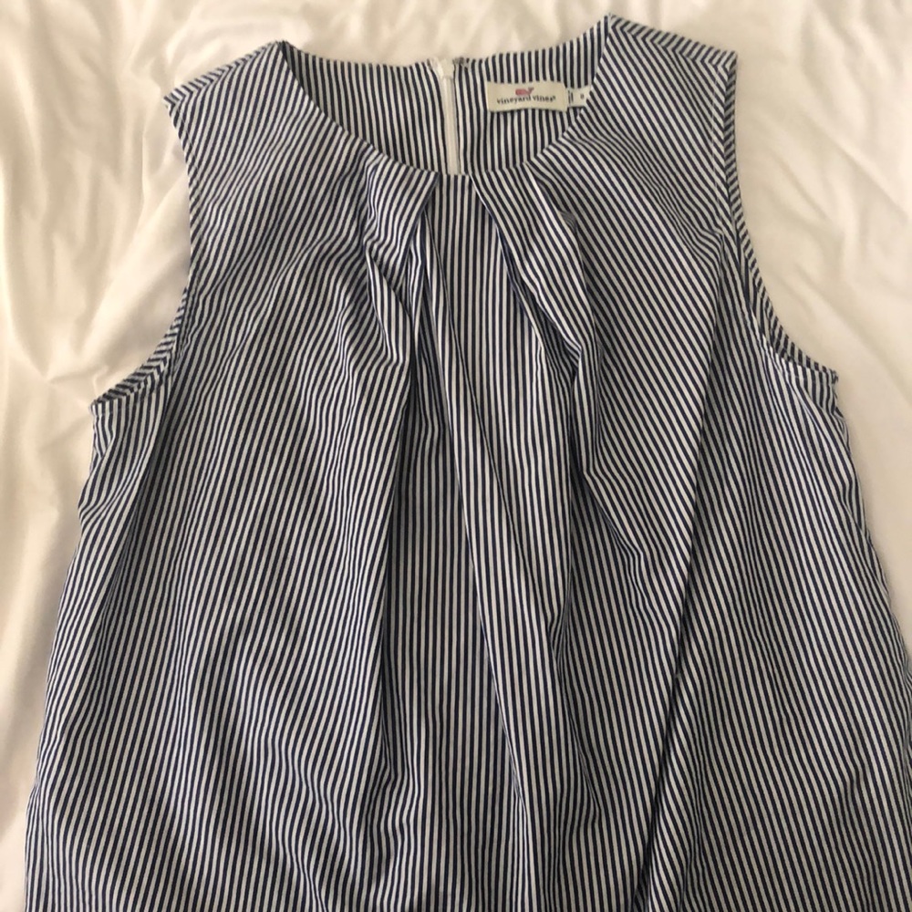 Vineyard Vines sleeveless top
